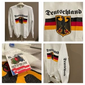 Vtg Deutschland crew neck sweatshirt